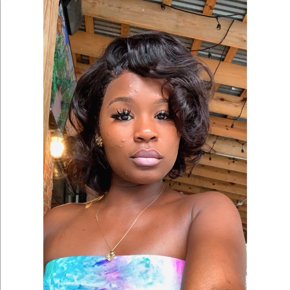 Meet your Posher, Jelicia